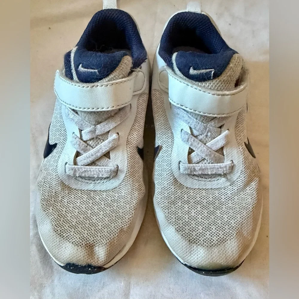 Nike Revolution 7 ‘Grey Navy’ FB7690-004 Size 8C Pre-owned